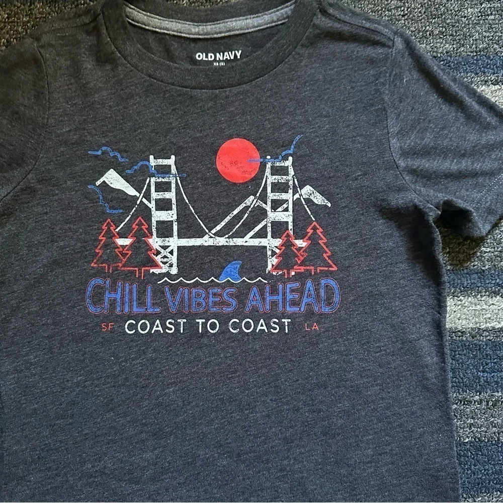Old‎ Navy Boys Graphic Tee XS 5 Gray Chill Vibes California Shirt